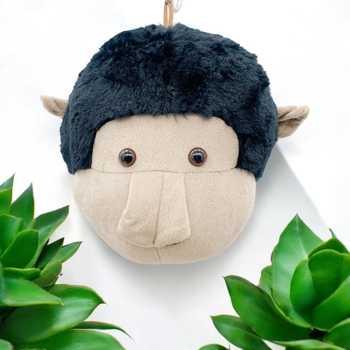cortex-london-kensington-plush-monkey-head-wall-decoration