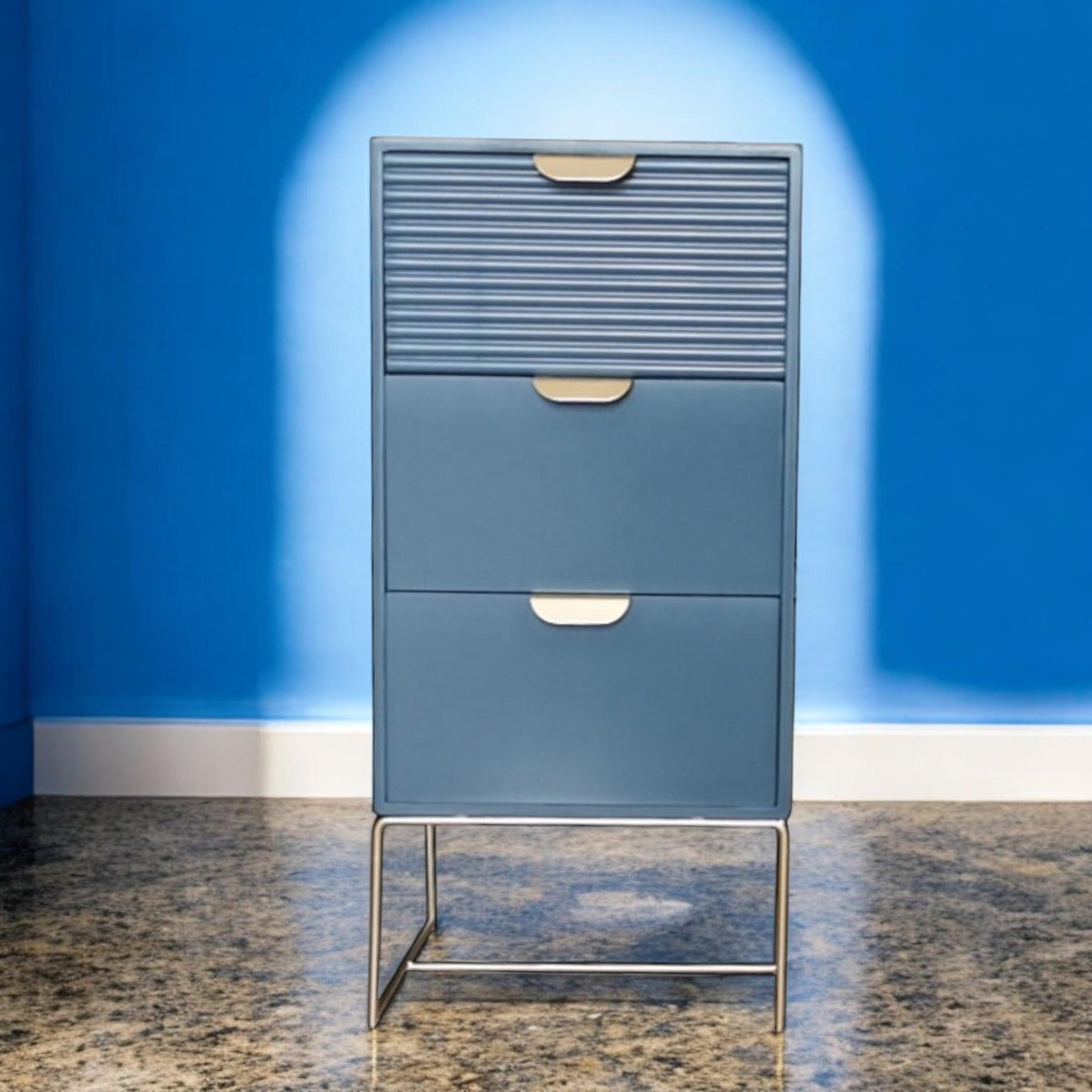 cortex-london-windsor-blue-64cm-wooden-three-drawer-bedside-table