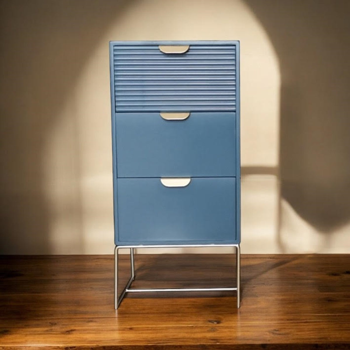 cortex-london-windsor-blue-64cm-wooden-three-drawer-bedside-table