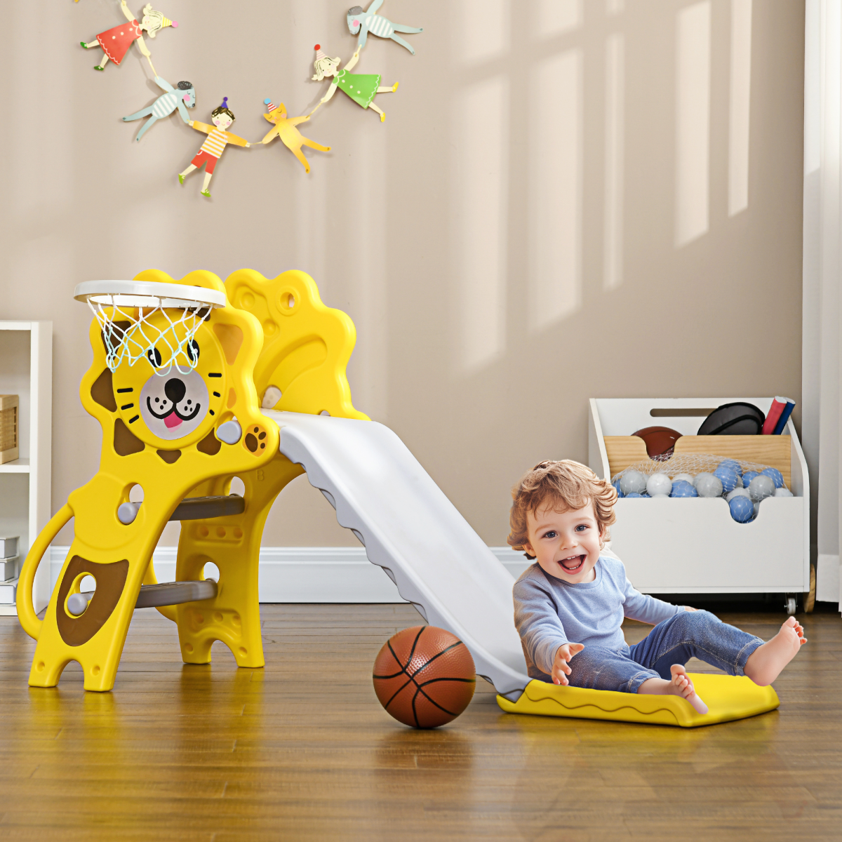 cortex-london-windsor-lion-kids-slide-and-basketball-hoop-yellow-grey