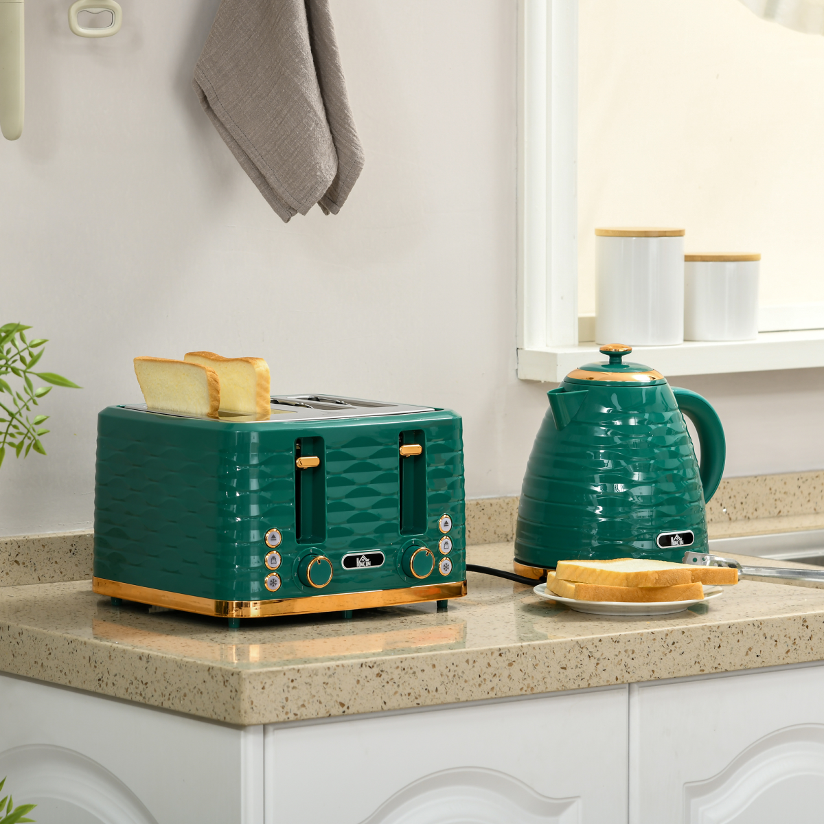 cortex-london-windsor-green-kettle-and-four-slice-toaster-set