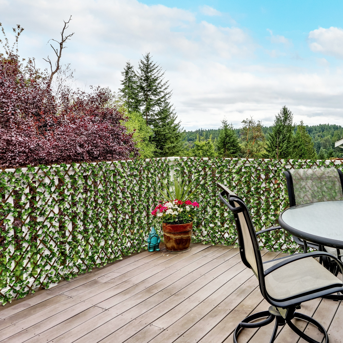 cortex-london-windsor-eucalyptus-artificial-hedge-trellis-screen-set-two-piece-green