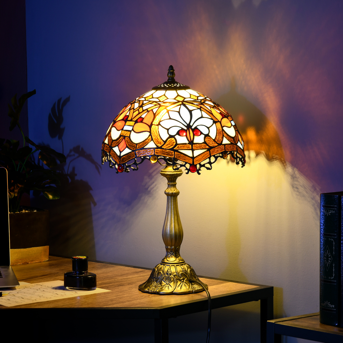 cortex-london-kensington-sunflower-stained-glass-table-lamp