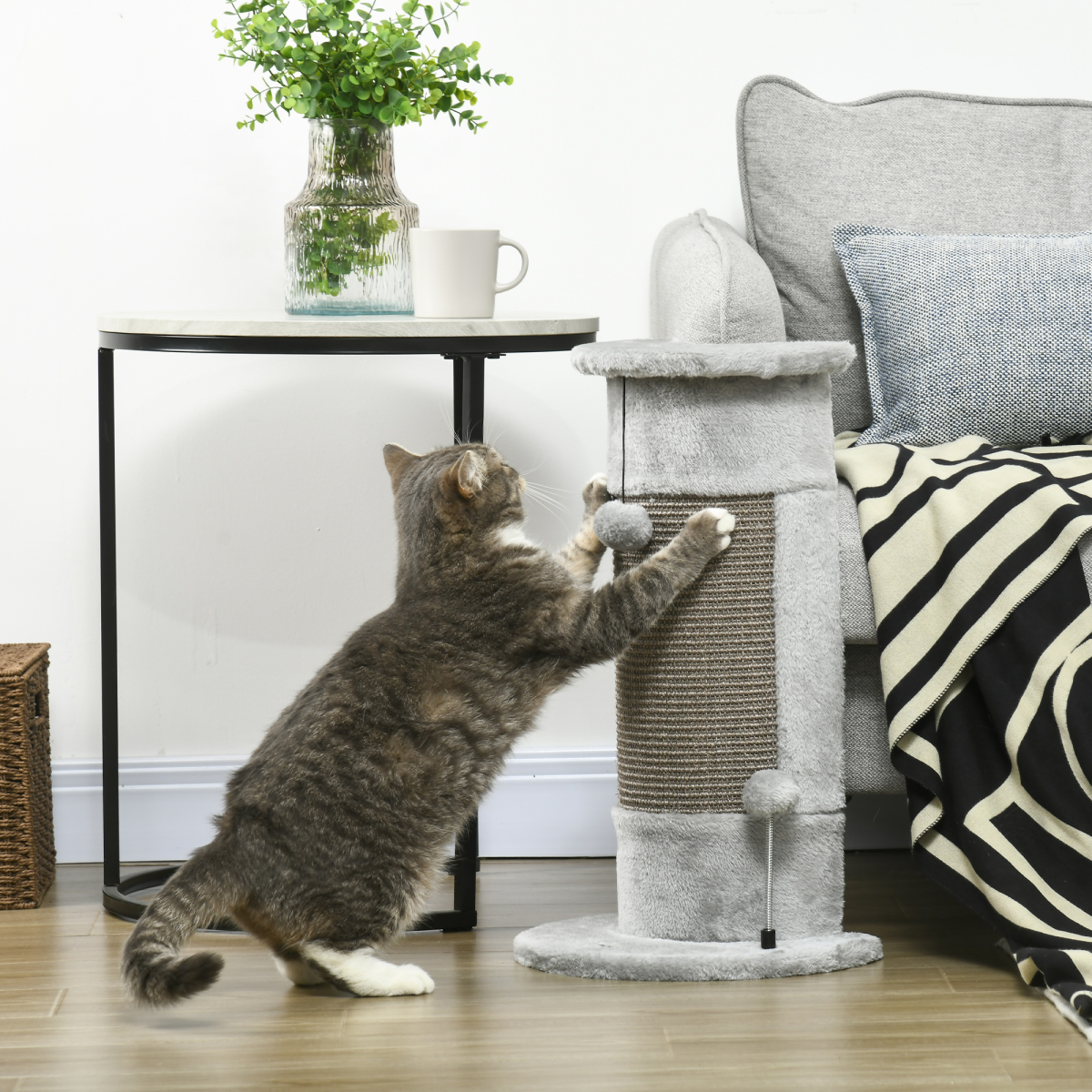 cortex-london-windsor-corner-cat-scratching-post-grey-sisal-plush-toy-balls