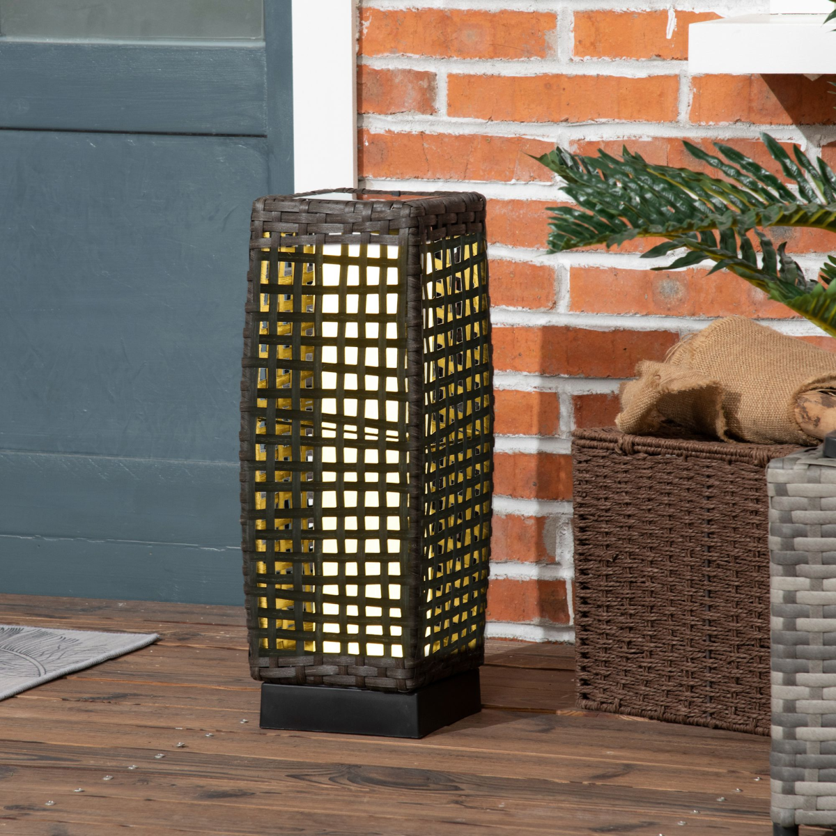 cortex-london-york-solar-rattan-outdoor-lantern-warm-white-led