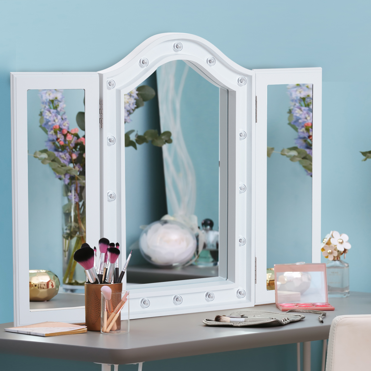 cortex-london-windsor-led-tri-fold-vanity-mirror-white