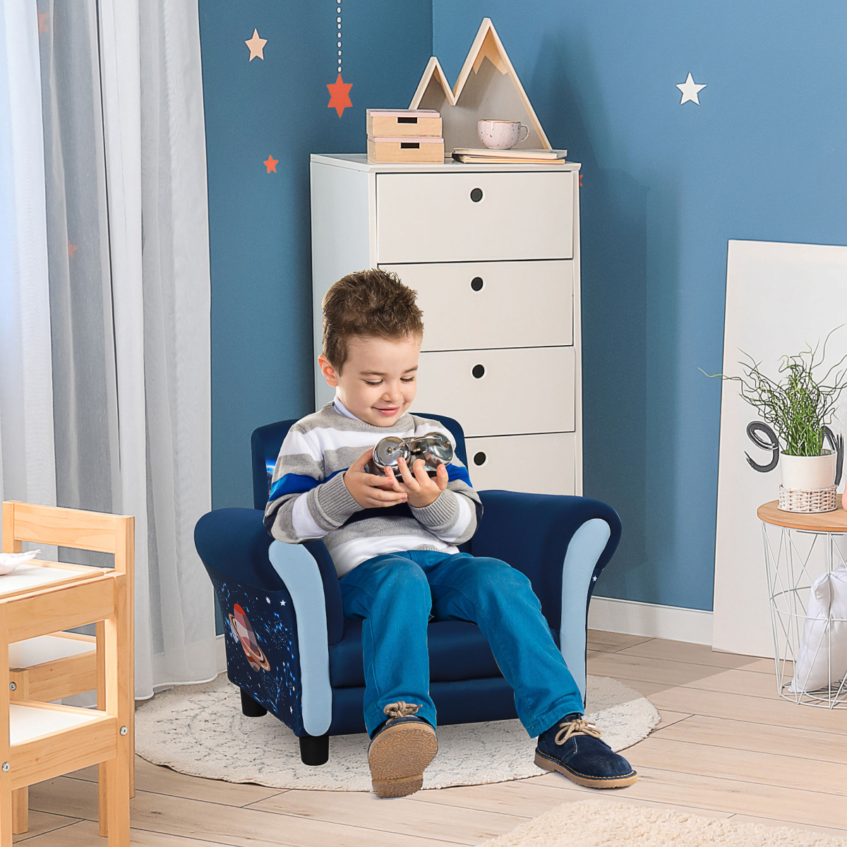 cortex-london-windsor-blue-kids-armchair-ages-3-to-6