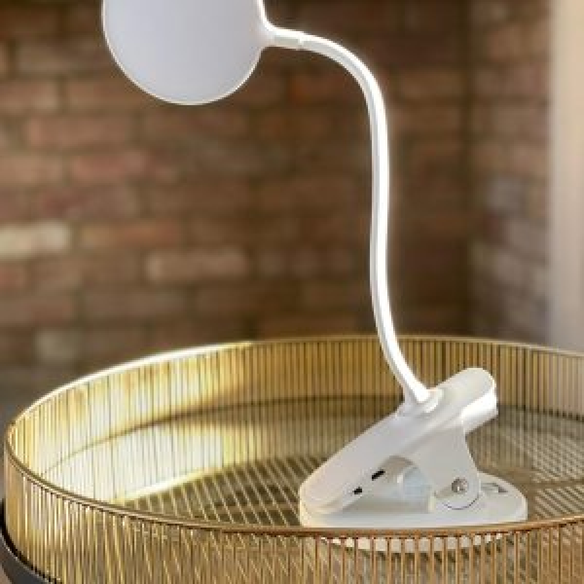 cortex-london-windsor-clip-on-mini-light-flexible-gooseneck-desk-lamp