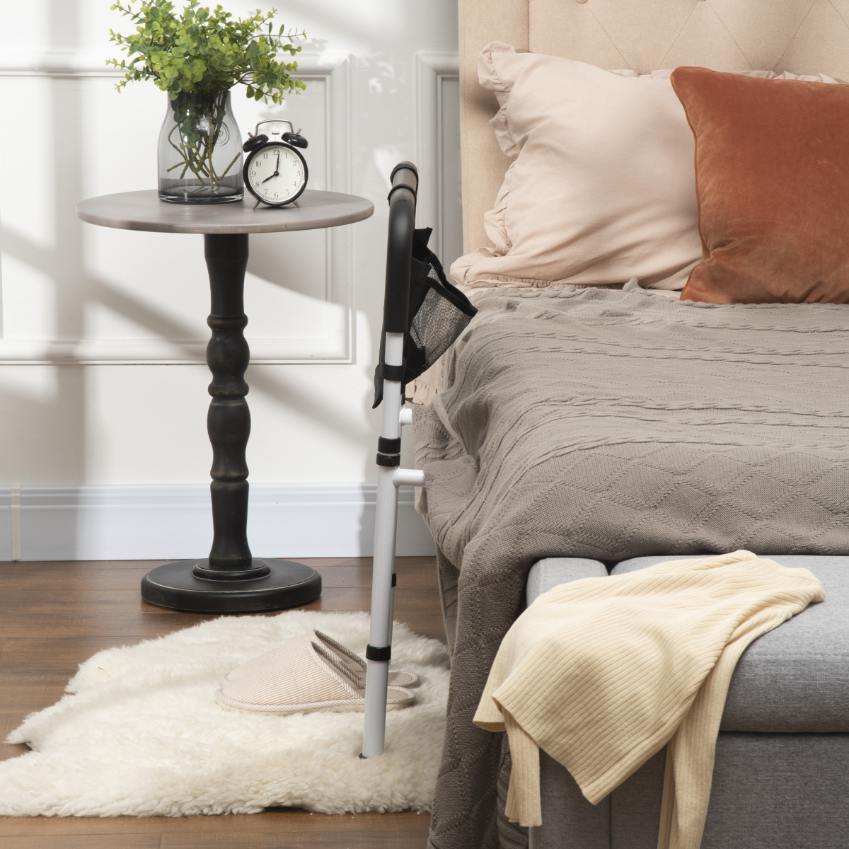 cortex-london-windsor-adjustable-bed-assist-rail-white