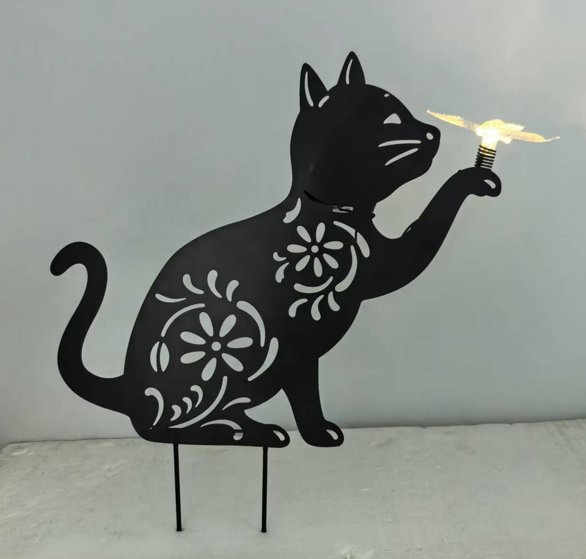 cortex-london-york-cat-design-solar-stake-light-steel-cut-ornament