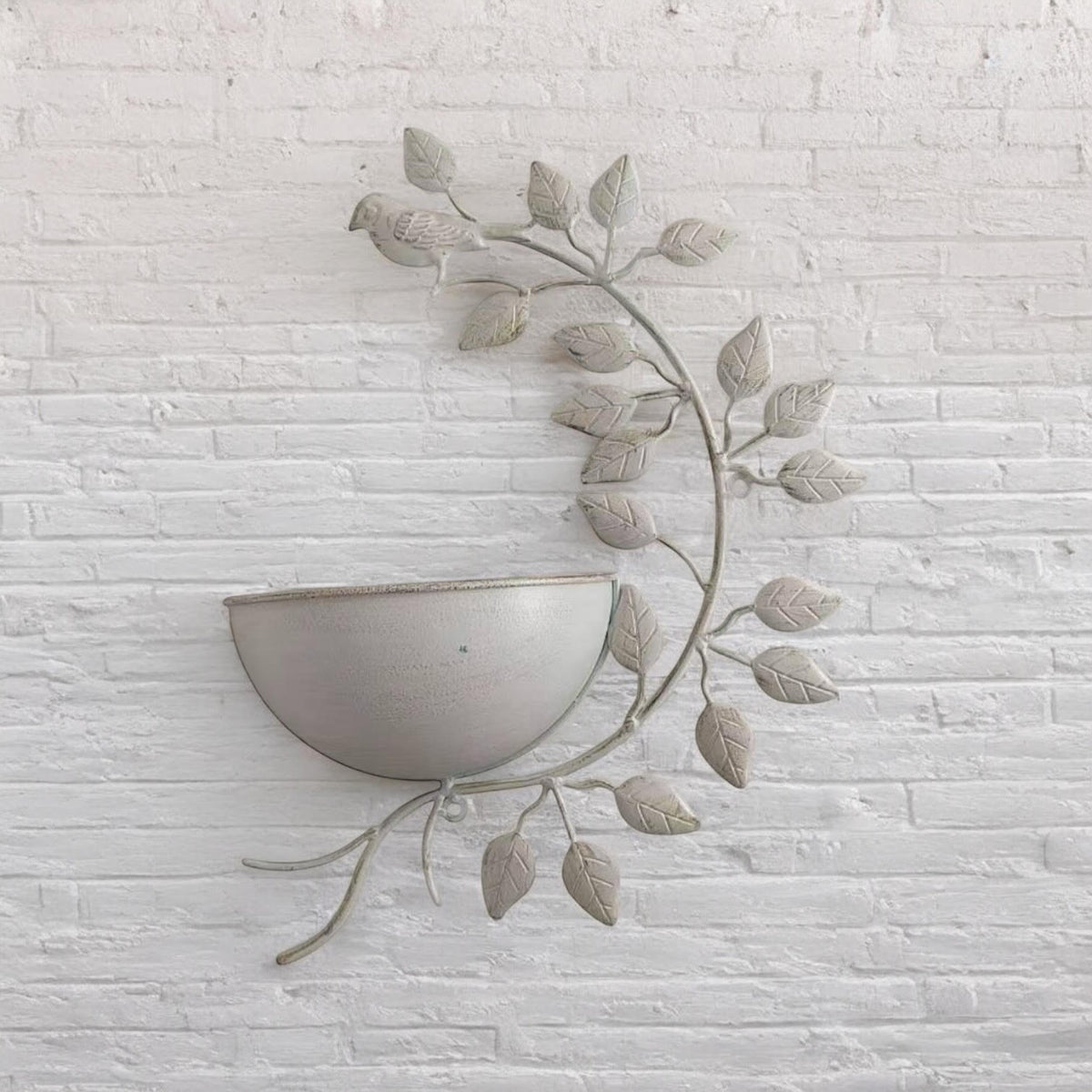 cortex-london-windsor-cream-metal-garden-planter-42cm