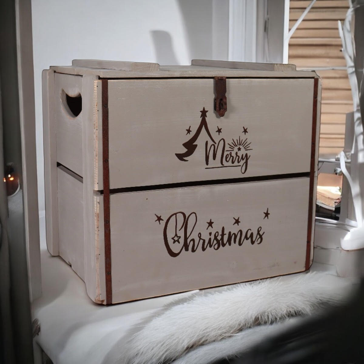 cortex-london-york-merry-xmas-wooden-storage-crate-vintage-grey
