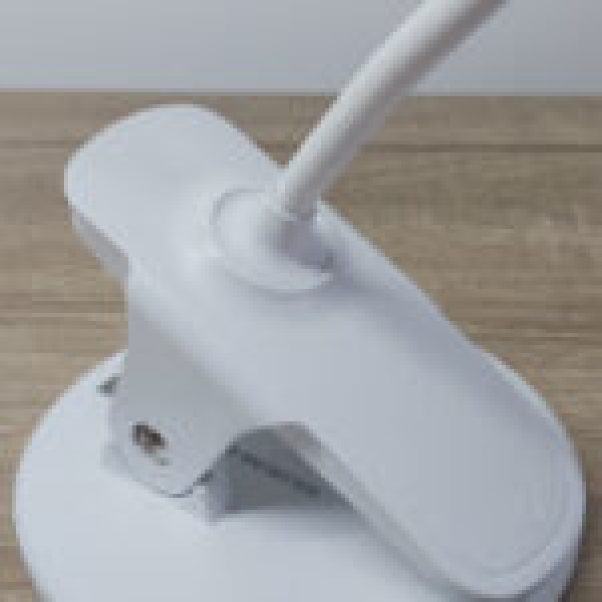 cortex-london-windsor-clip-on-mini-light-flexible-gooseneck-desk-lamp