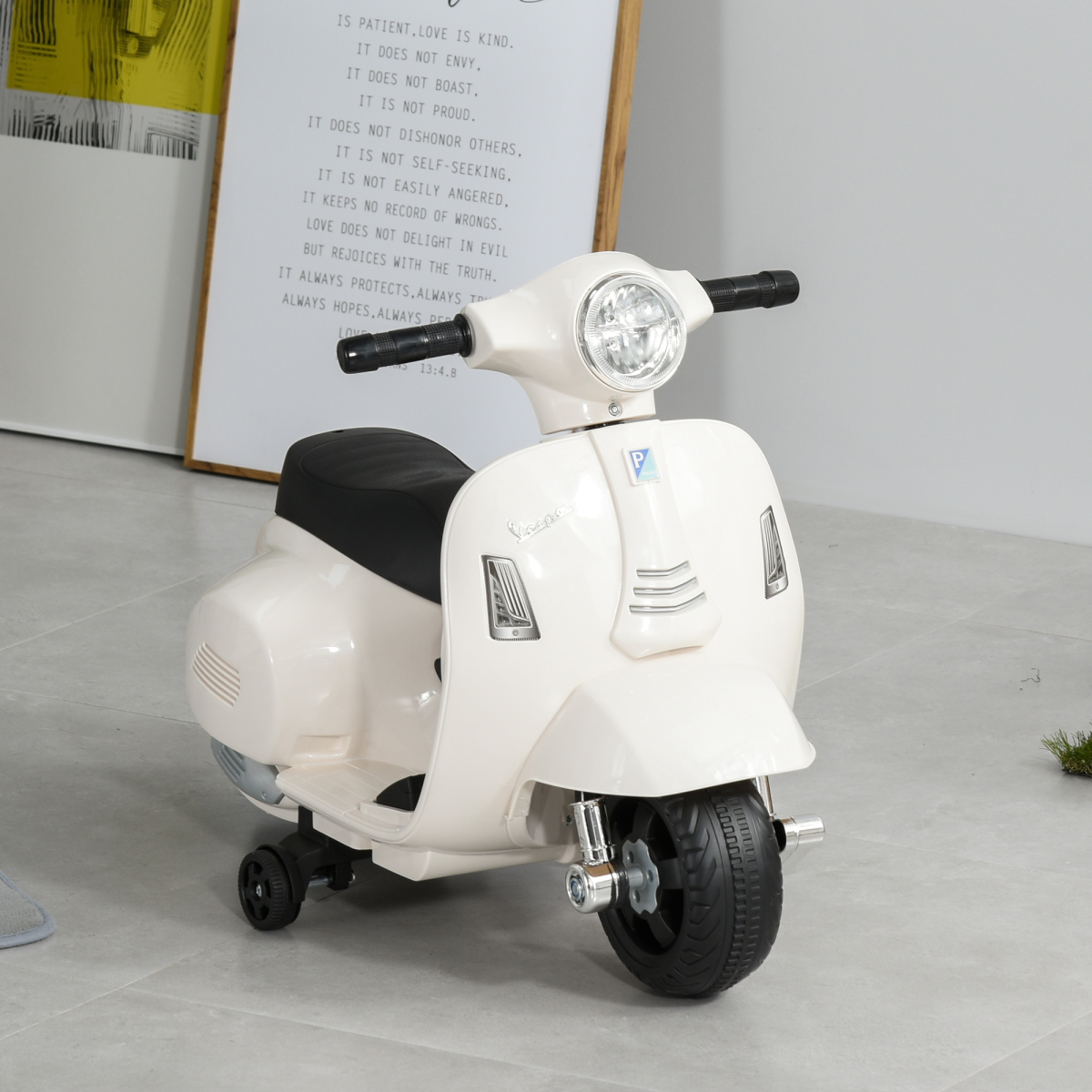 cortex-london-brighton-vespa-licensed-kids-ride-on-motorcycle-6v