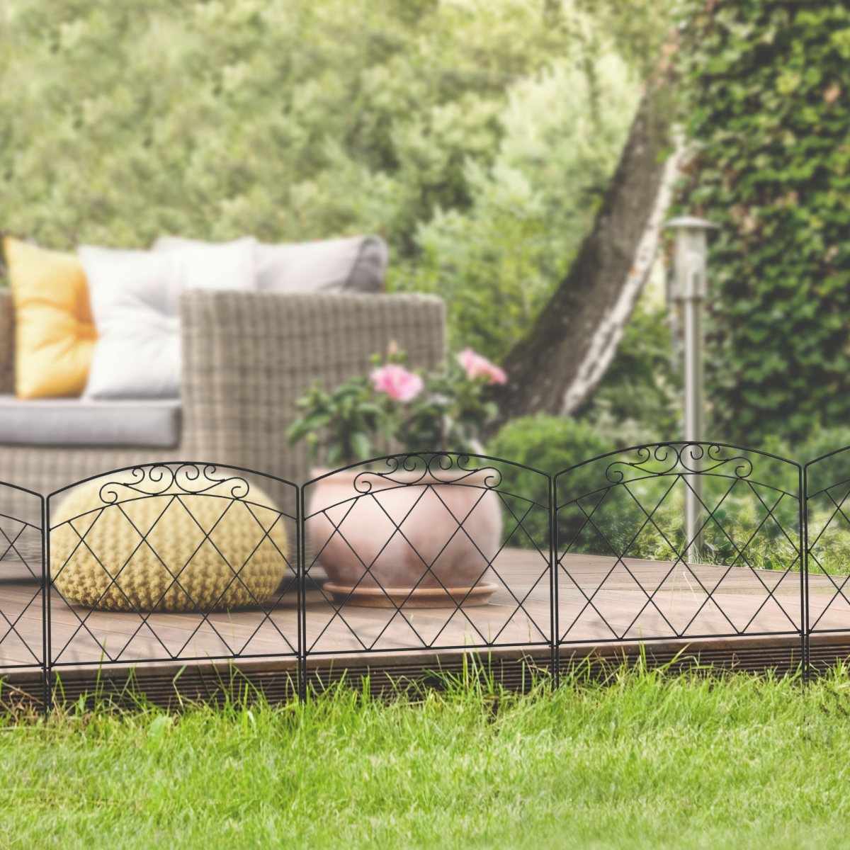 cortex-london-windsor-black-metal-garden-picket-fence-panels-61h-305l-cm