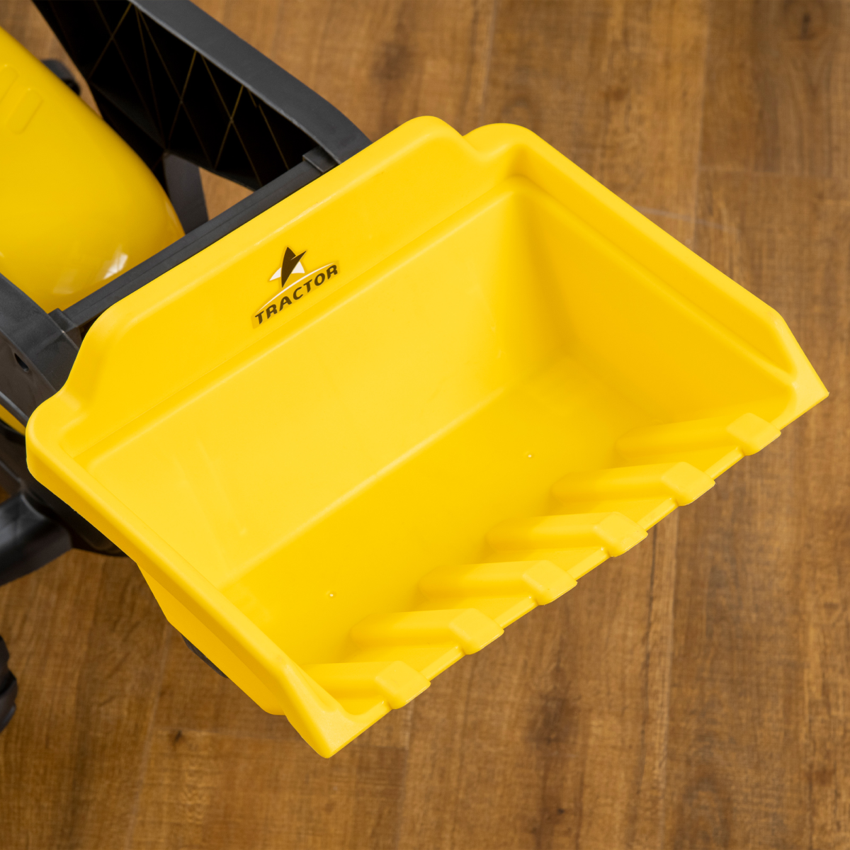 cortex-london-windsor-pedal-go-kart-excavator-trailer-yellow