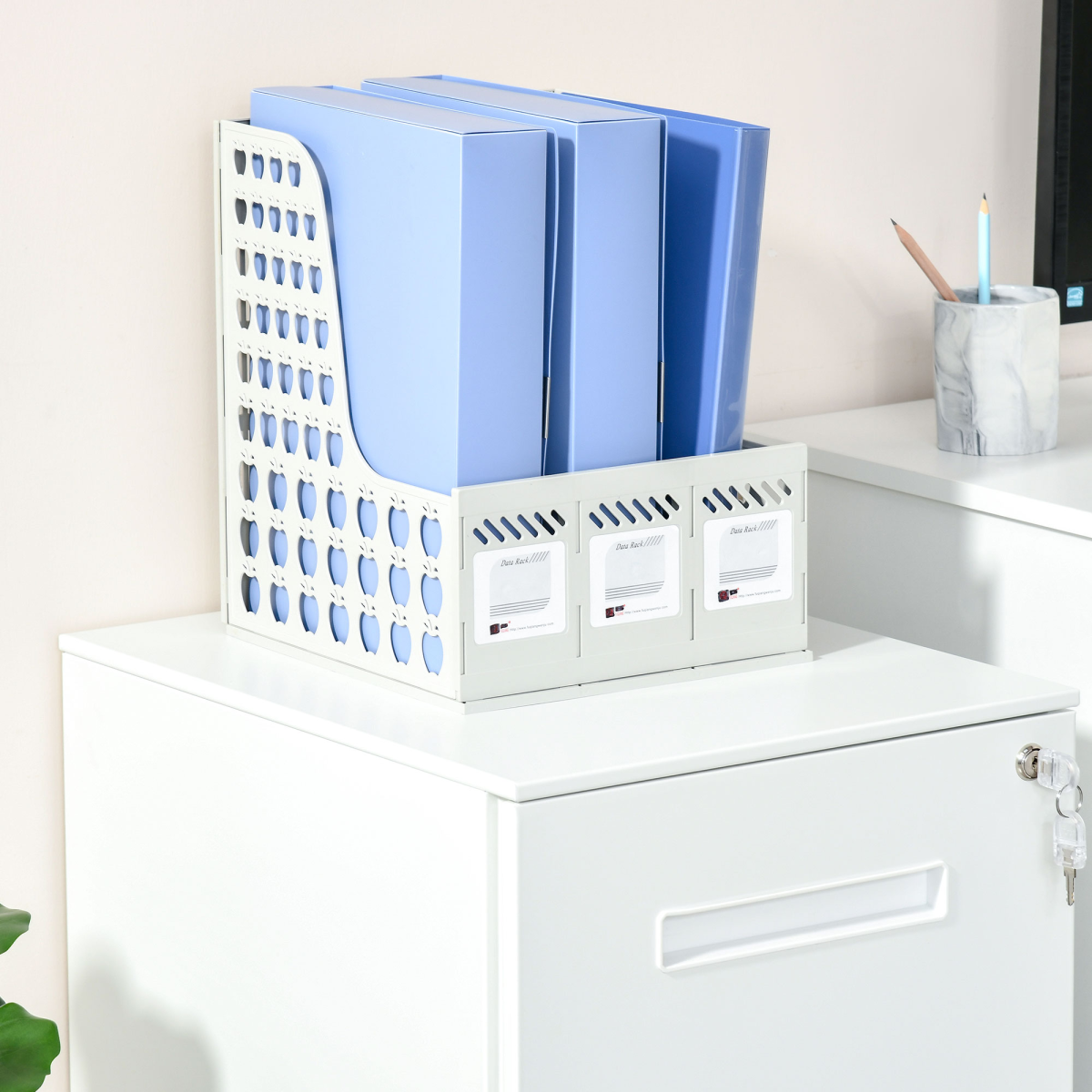 cortex-london-westminster-white-mobile-filing-cabinet-lock-adjustable-partition