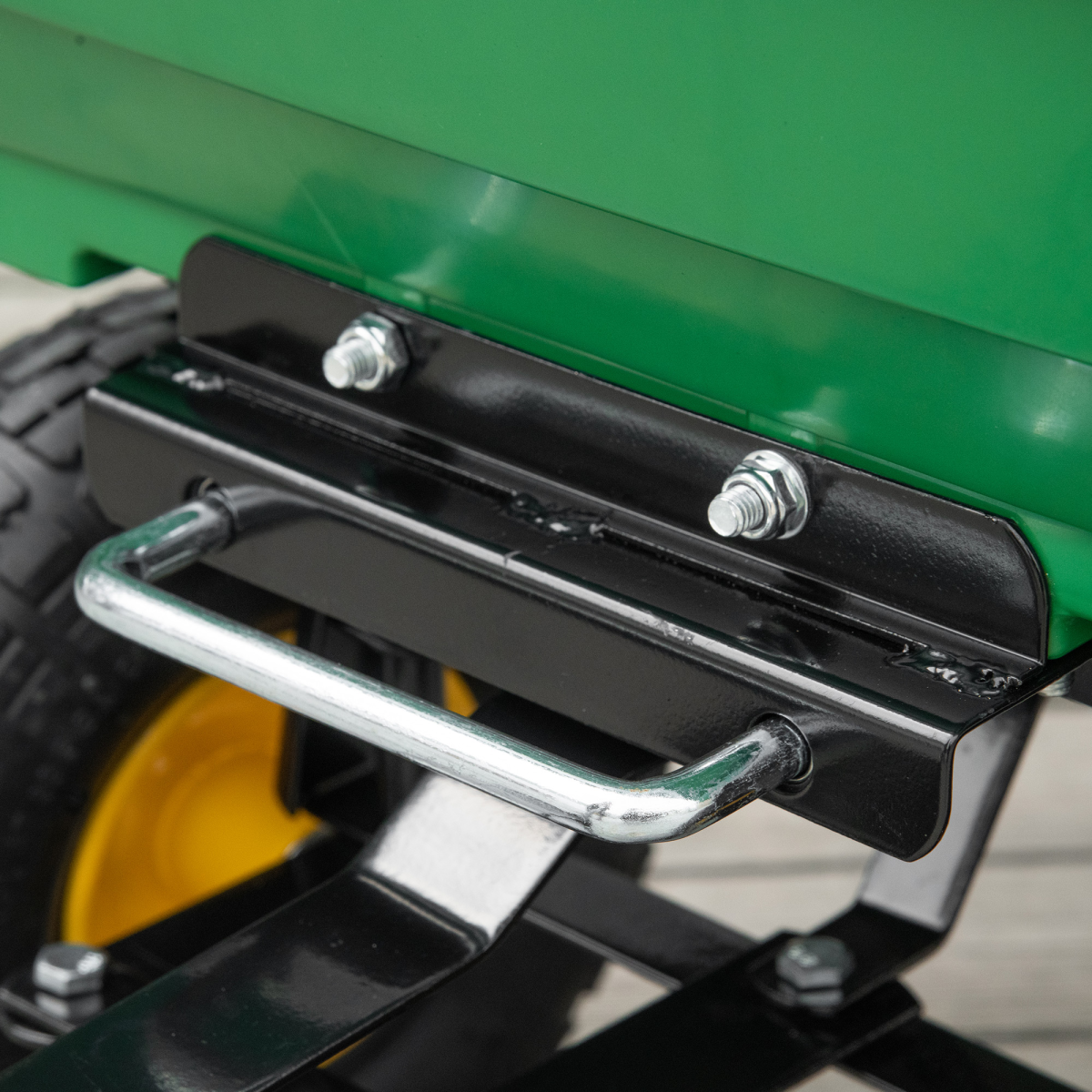 cortex-london-windsor-green-75l-heavy-duty-four-wheel-garden-cart