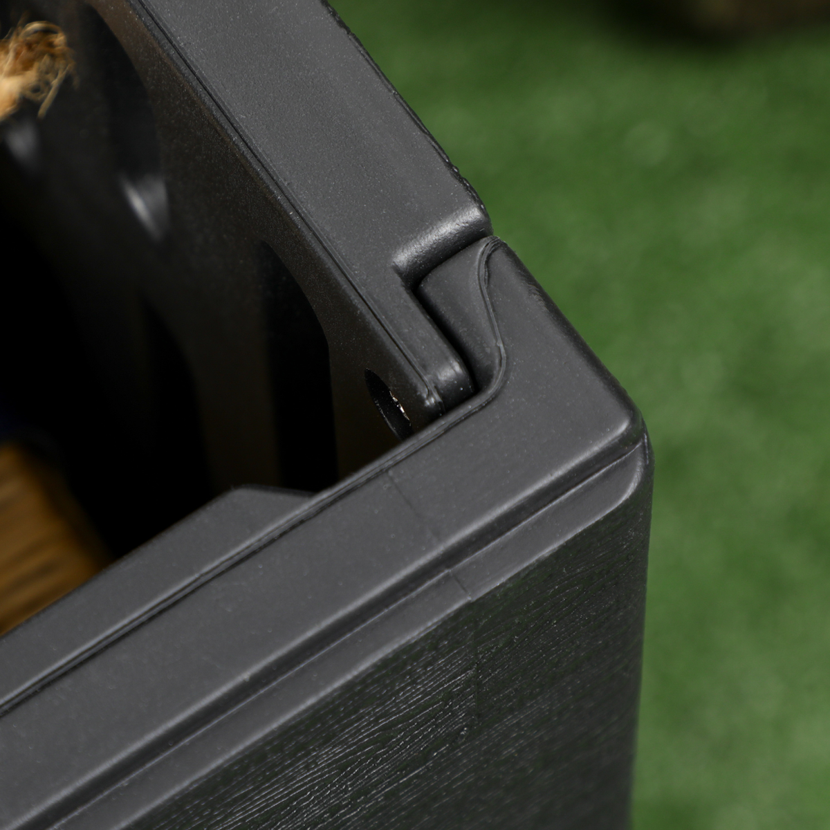 cortex-london-york-366-litre-black-plastic-outdoor-garden-storage-box