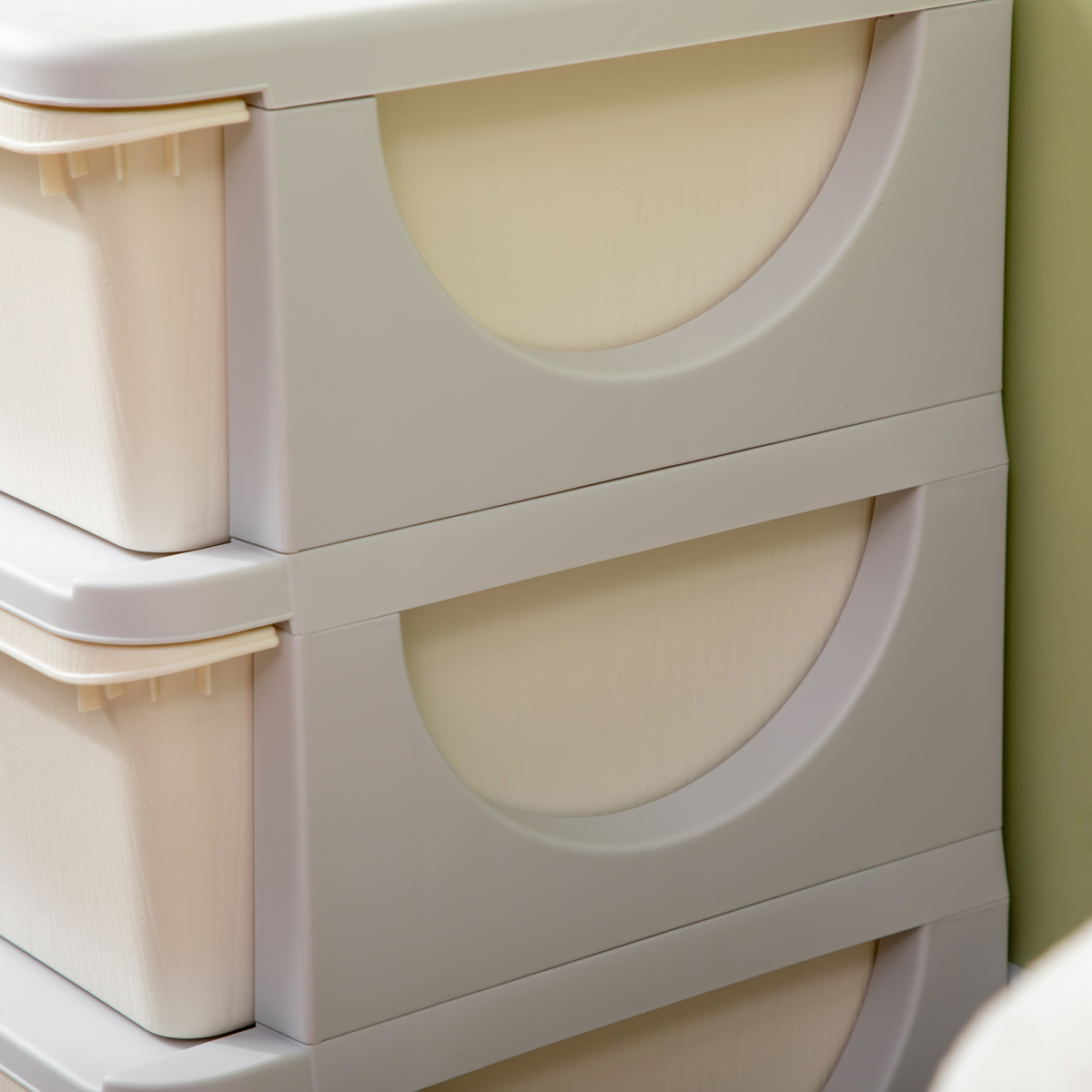 cortex-london-windsor-kids-three-drawer-plastic-storage-chest