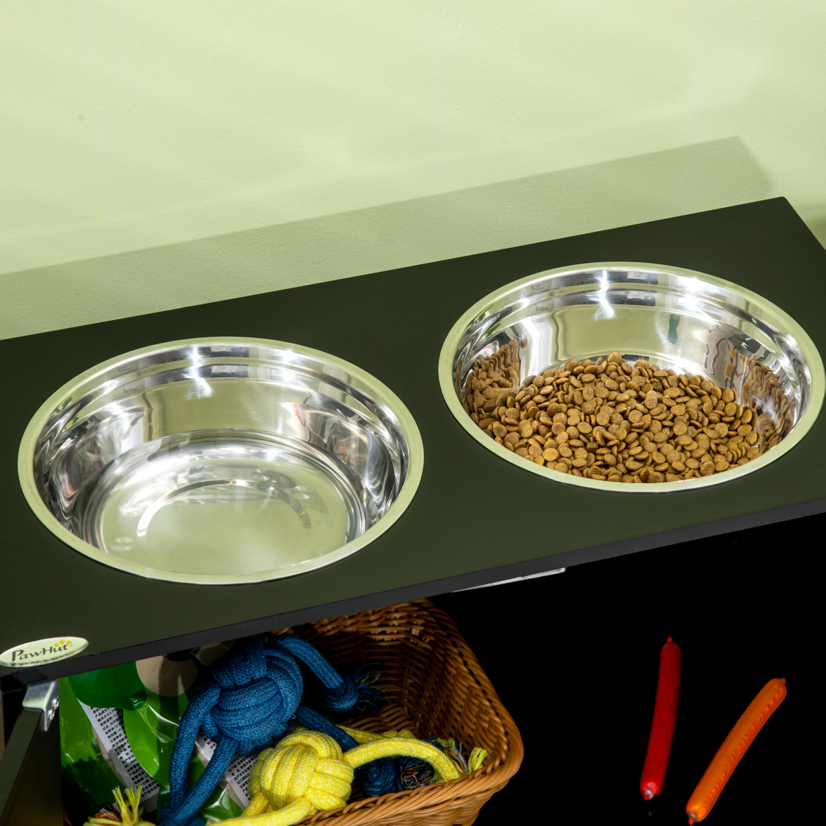 cortex-london-windsor-raised-dog-feeding-station-storage-large-dogs