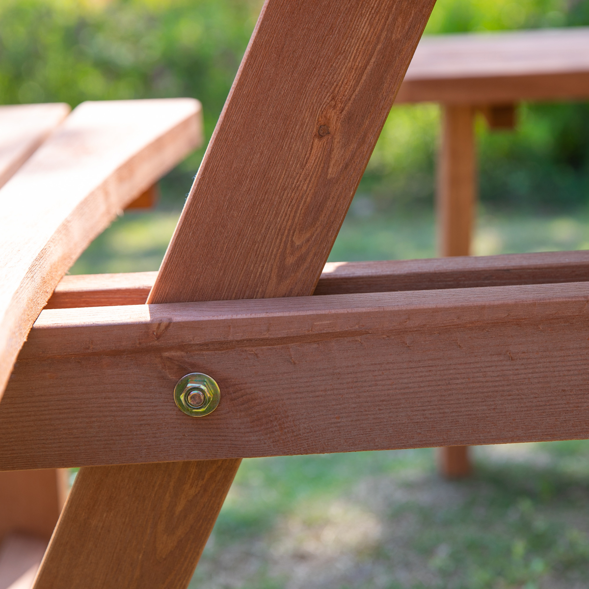 cortex-london-windsor-8-seater-fir-wood-picnic-set