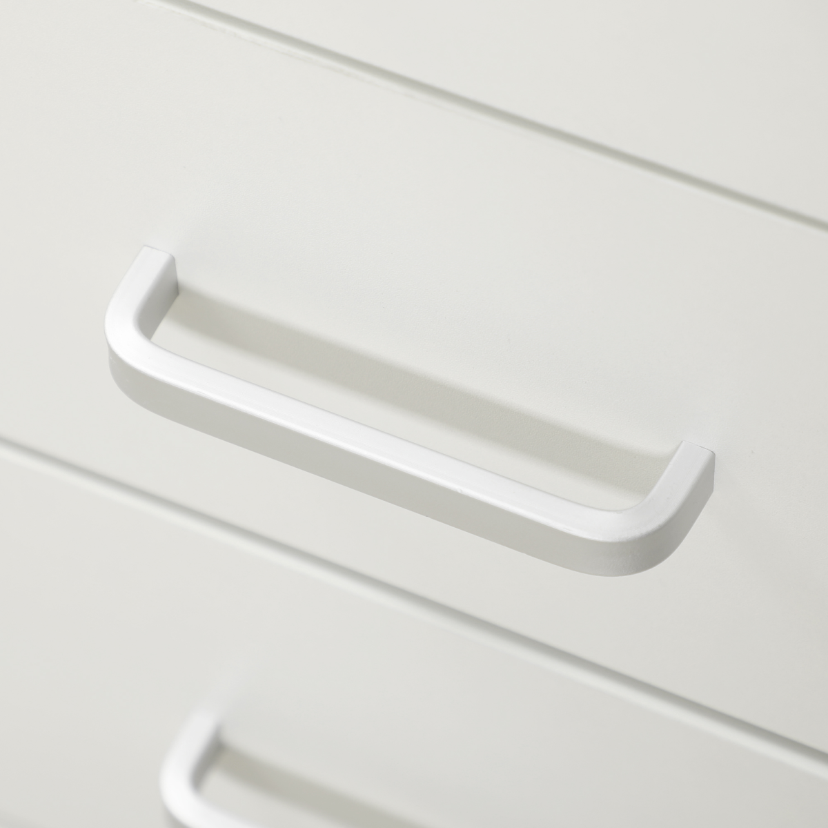 cortex-london-windsor-five-drawer-white-computer-desk-locking-drawer