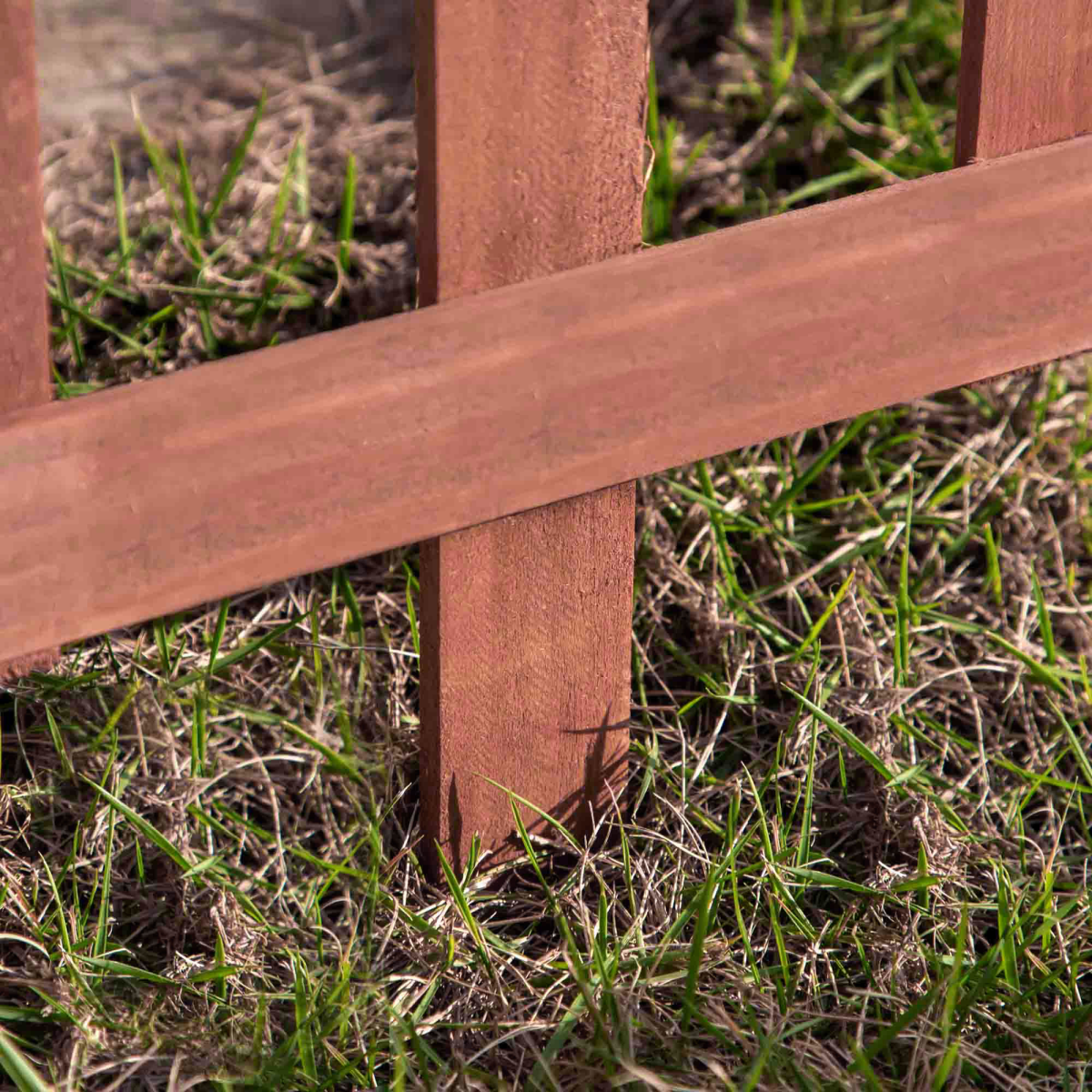 cortex-london-windsor-fir-wood-garden-picket-border-fence-set-of-12-rustic-brown
