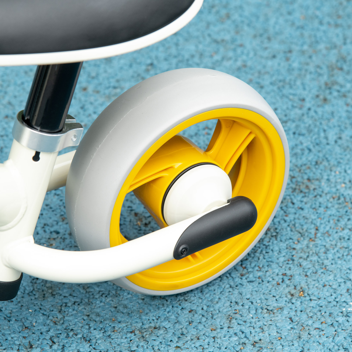 cortex-london-york-orange-baby-balance-bike-adjustable-seat-puncture-free-eva-wheels
