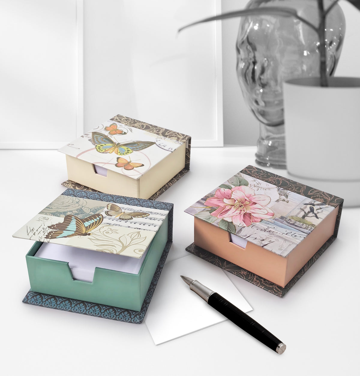 Butterfly & Flower Memo Boxes ? Set of 3