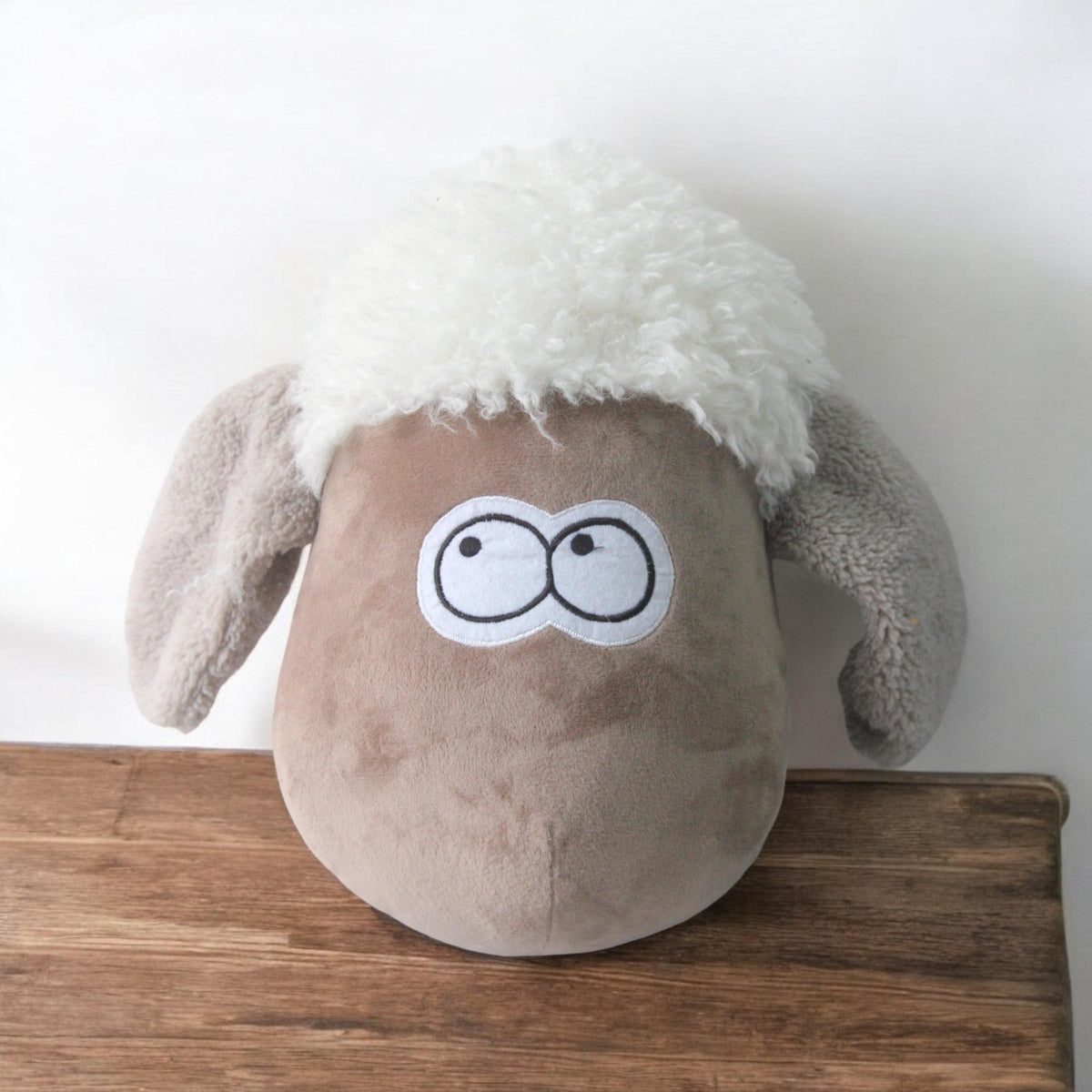 cortex-london-york-plush-sheep-head-wall-decoration