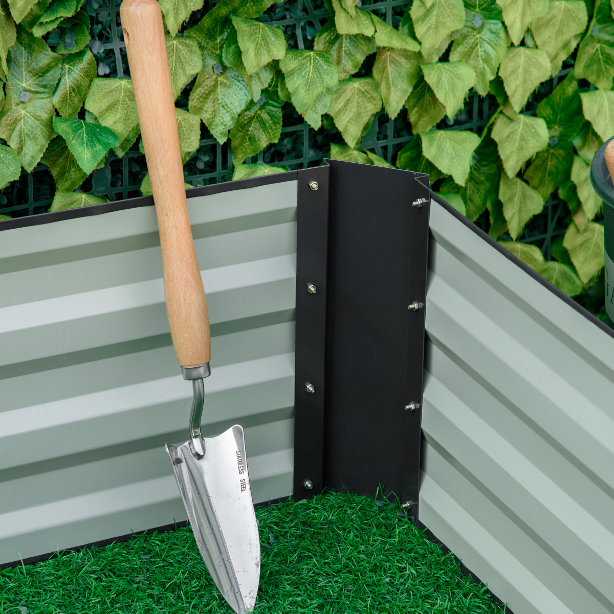 cortex-london-windsor-galvanised-steel-raised-garden-bed-grey