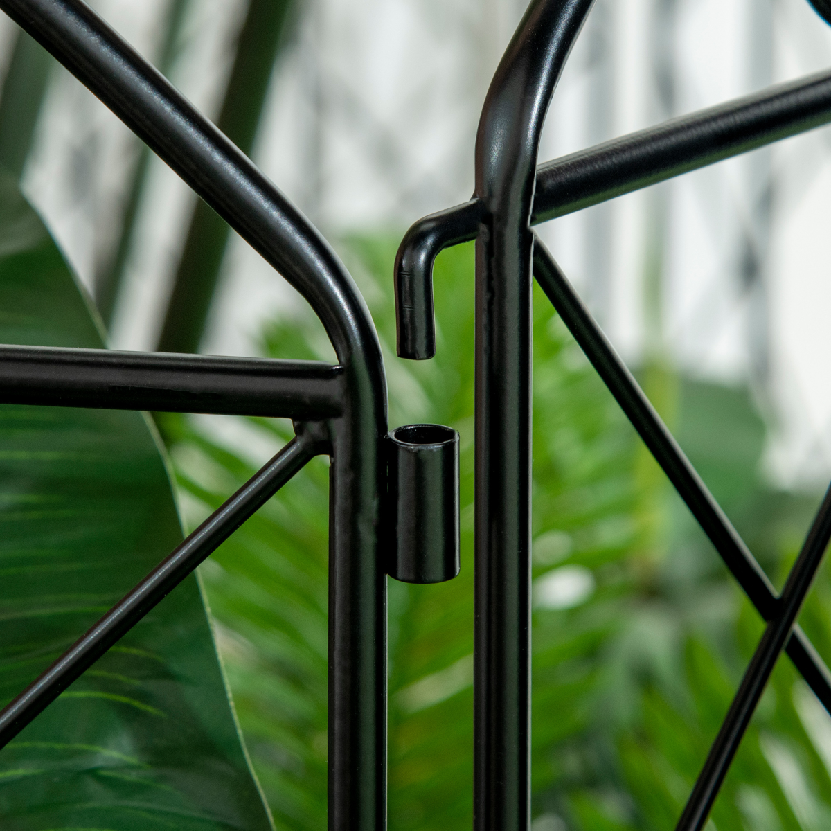 cortex-london-york-vine-garden-fencing-panels-flower-bed-animal-barrier