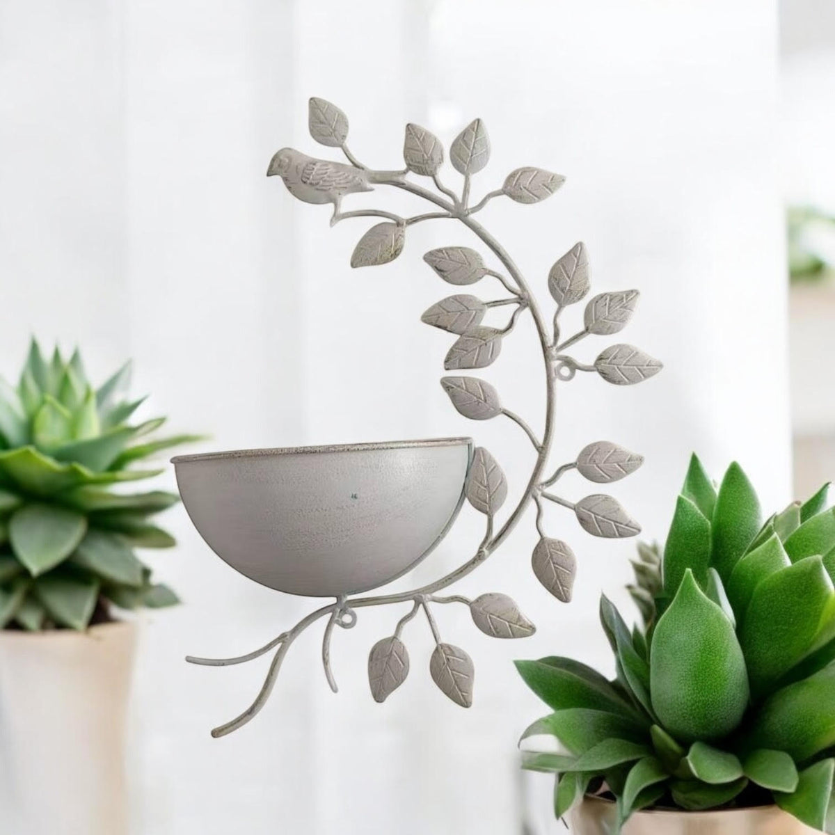 cortex-london-windsor-cream-metal-garden-planter-42cm
