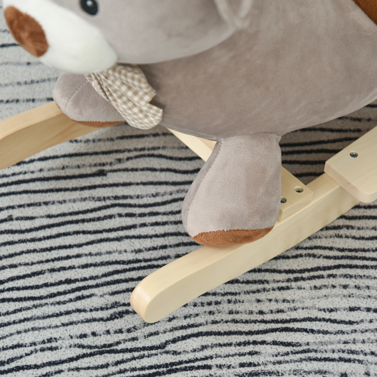 cortex-london-windsor-kids-rocking-bear-plush-ride-on-seat