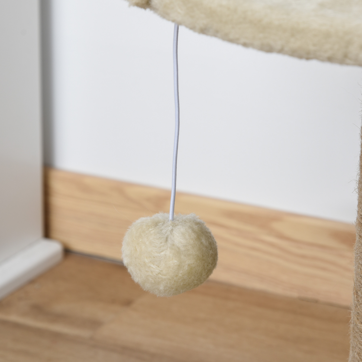 cortex-london-windsor-cat-tree-tower-scratching-post