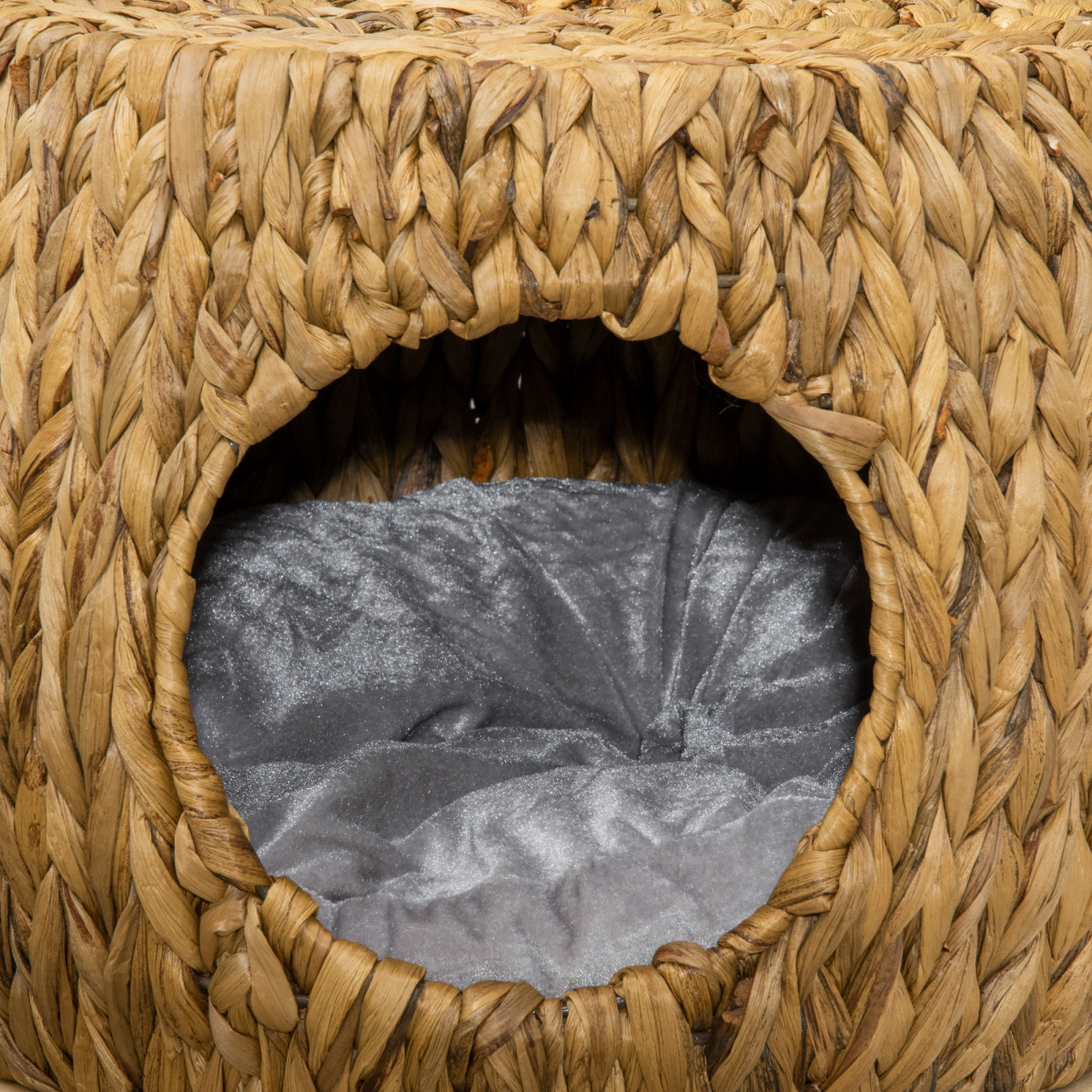 cortex-london-windsor-rattan-cat-house-stool-wicker-cushion