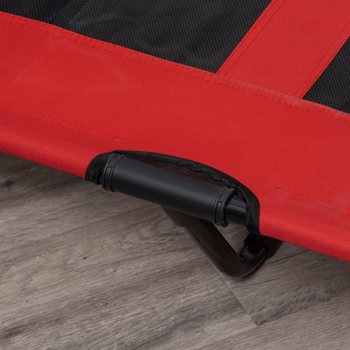 cortex-london-windsor-cooling-elevated-dog-bed-red