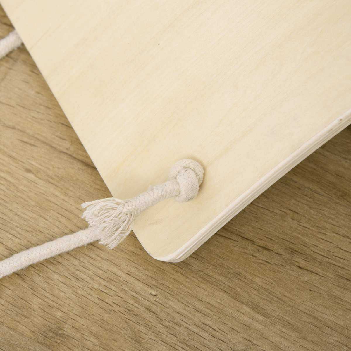 cortex-london-york-wood-wobble-board-with-ropes-yoga-balance-trainer