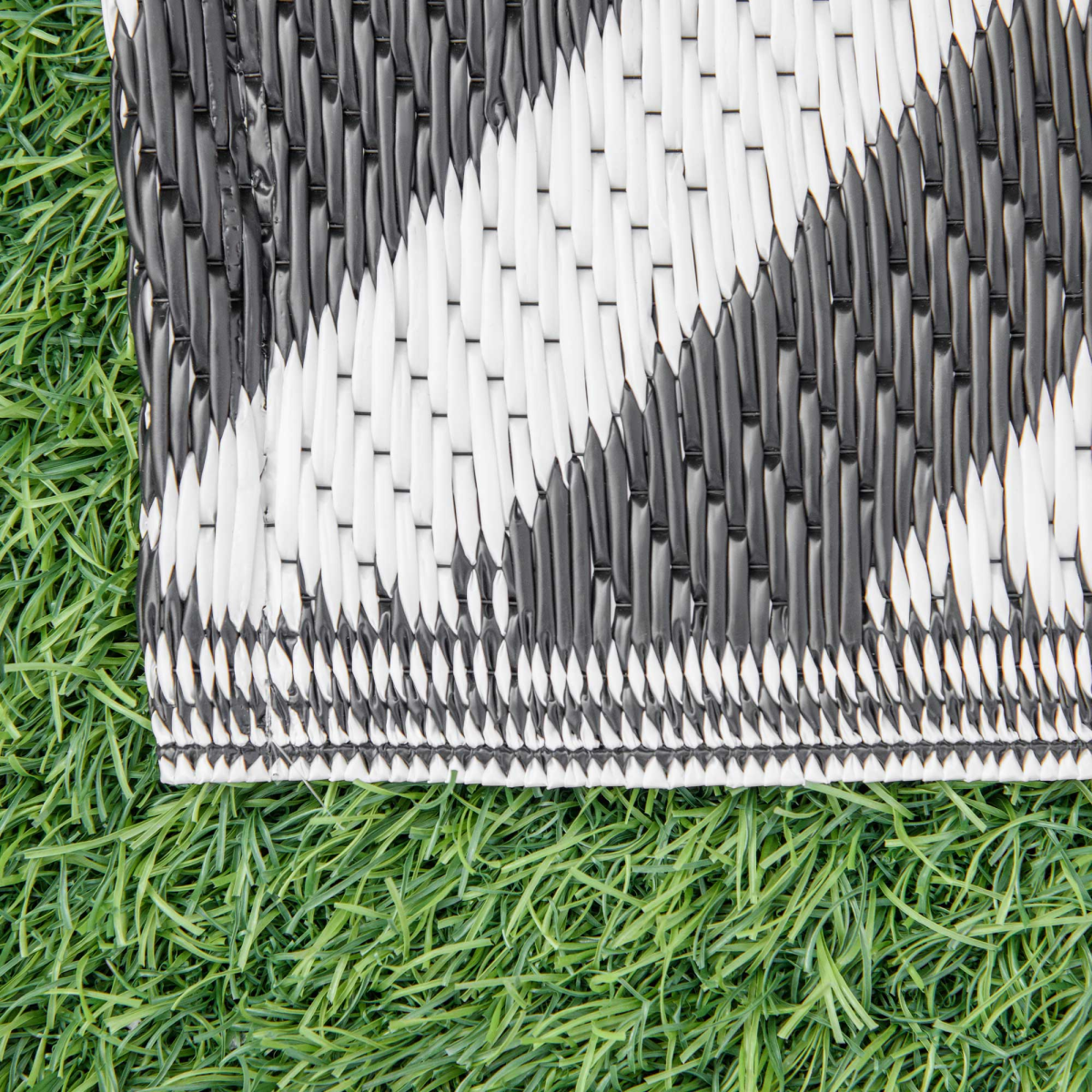 cortex-london-windsor-reversible-outdoor-rug-182x274cm-polypropylene