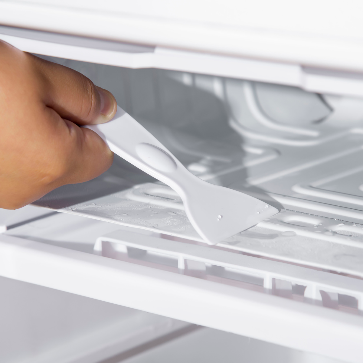 cortex-london-windsor-91l-under-counter-fridge-chiller-box-white