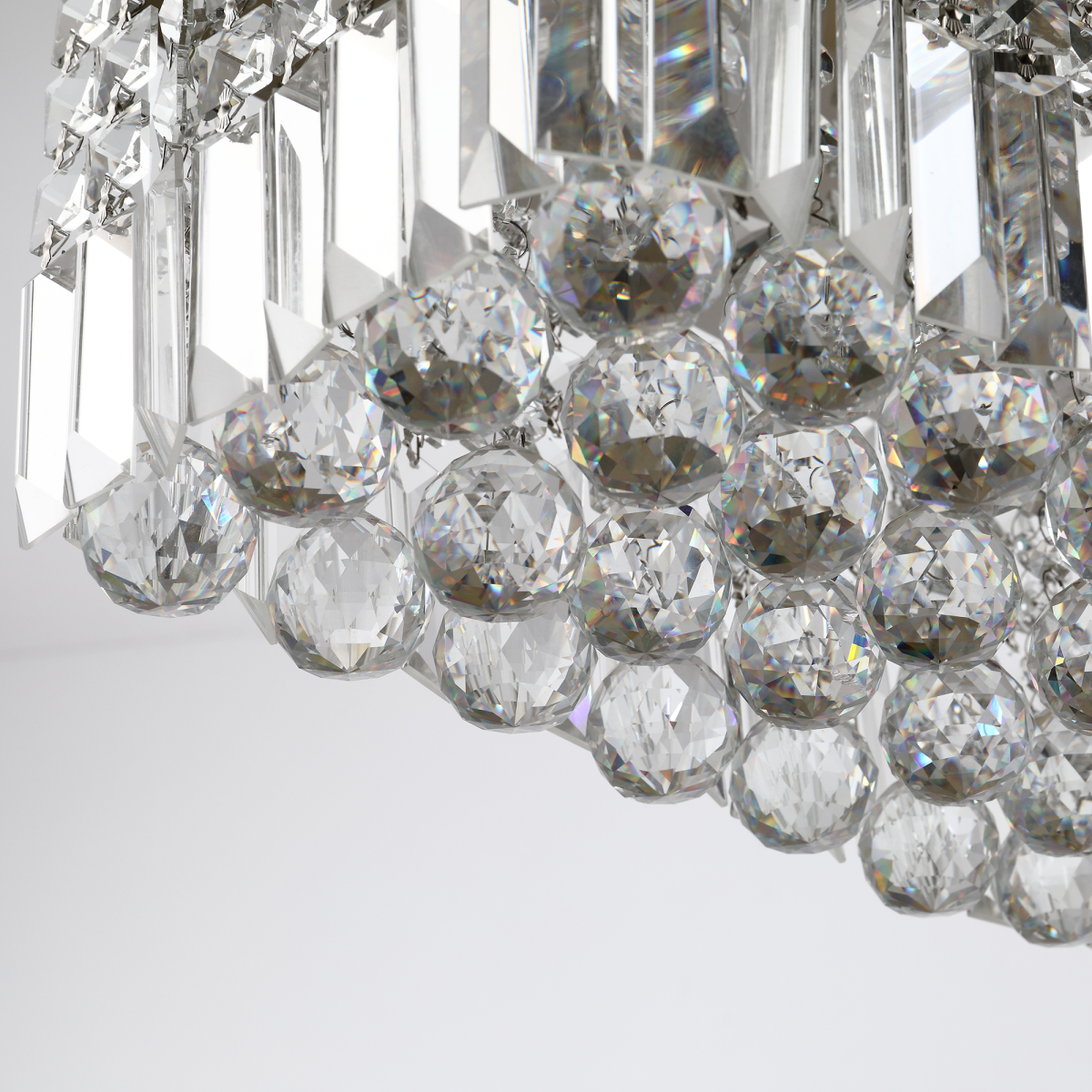 cortex-london-windsor-square-crystal-ceiling-light-silver-k9-glass-e14