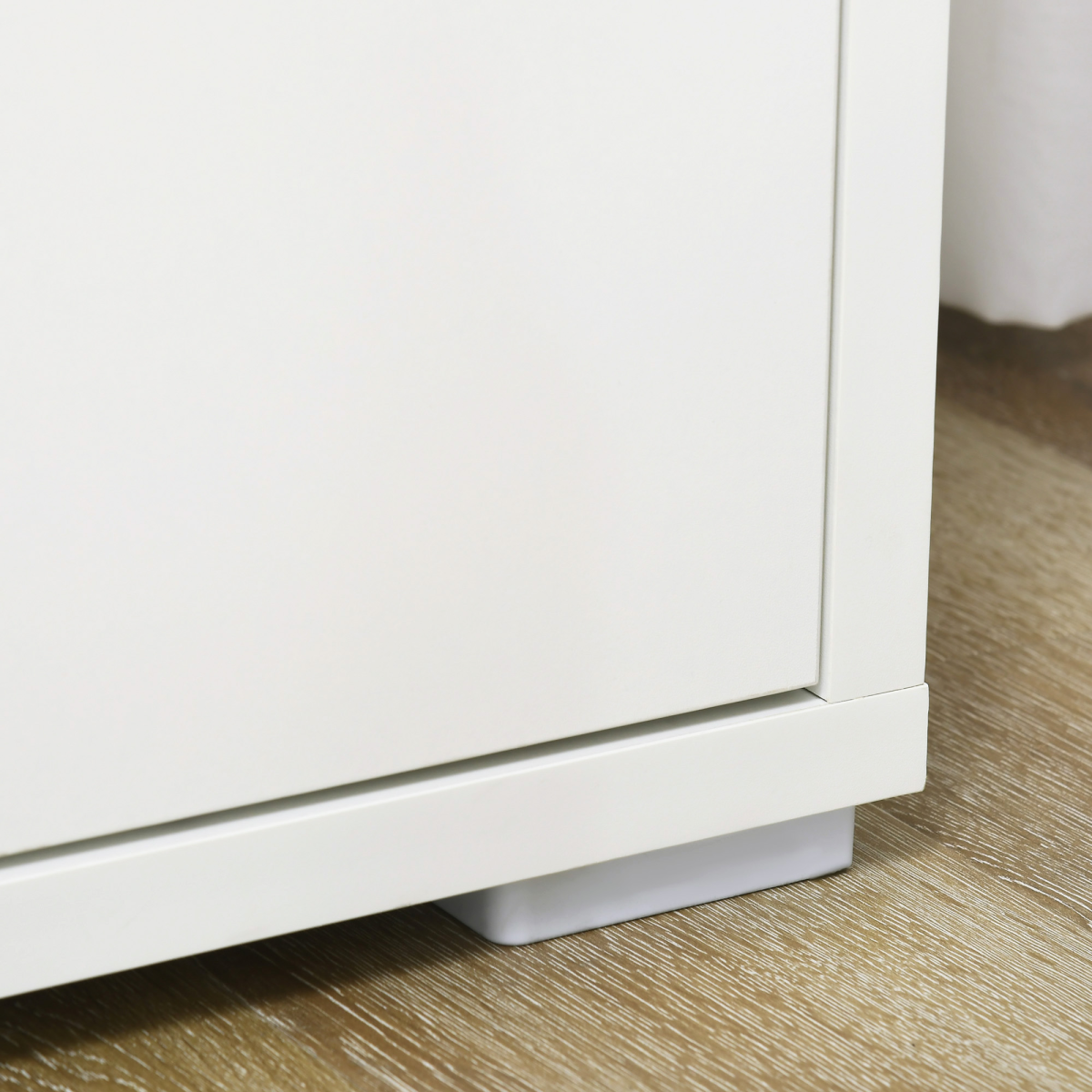 cortex-london-windsor-white-sideboard-cabinet-adjustable-shelf