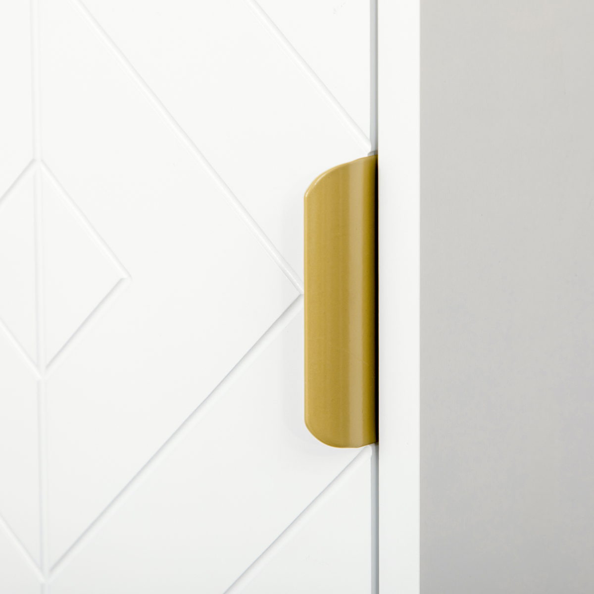 cortex-london-windsor-white-freestanding-bathroom-cabinet-two-doors-adjustable-shelf