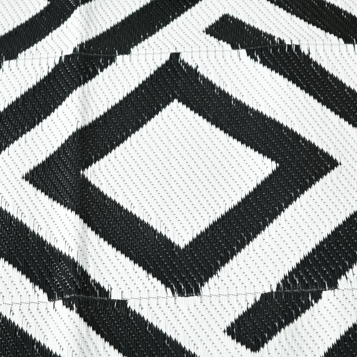 cortex-london-windsor-reversible-waterproof-outdoor-rug-black-182-x-274-cm-carry-bag