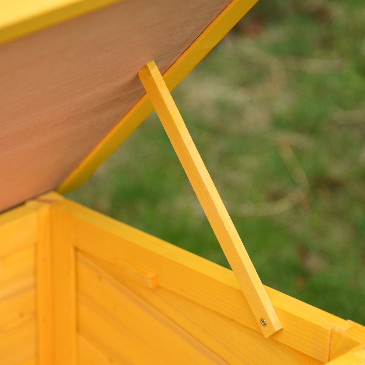 cortex-london-windsor-wooden-outdoor-cat-house-with-waterproof-roof