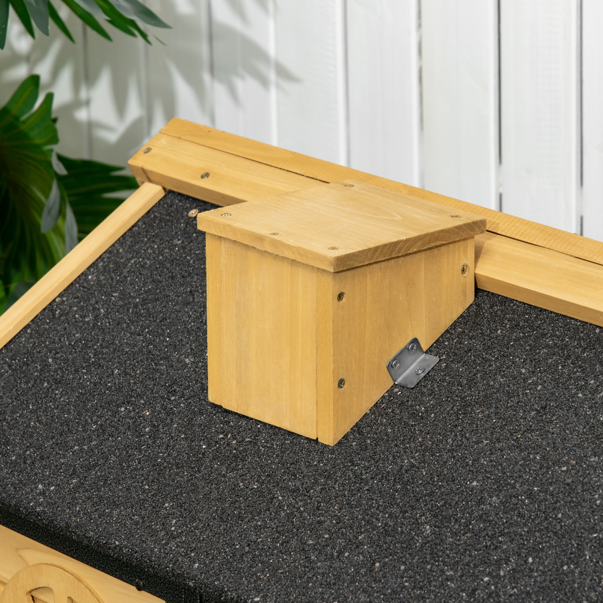 cortex-london-windsor-pawhut-outdoor-rabbit-hutch-run