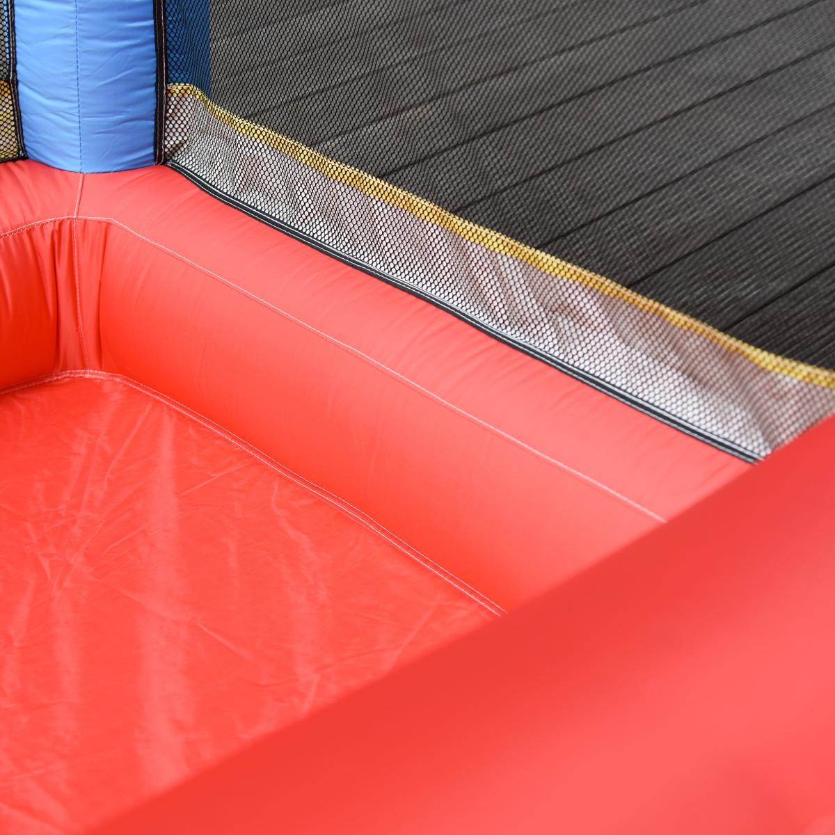 cortex-london-windsor-four-in-one-bouncy-castle-slide-pool-with-blower-multicolour