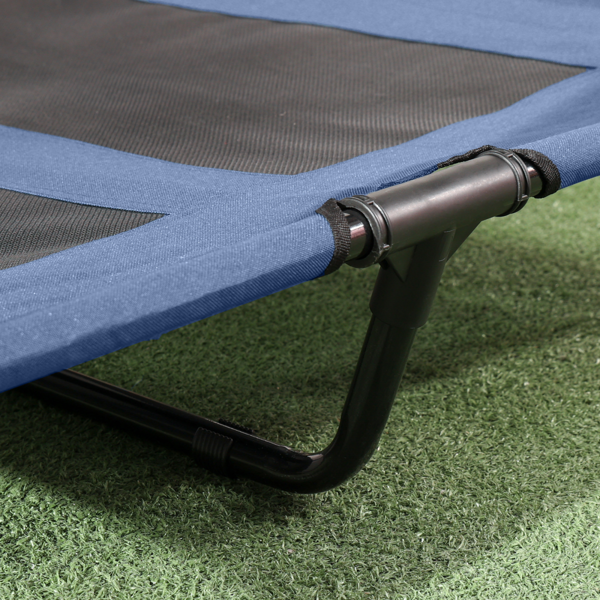 cortex-london-york-elevated-dog-bed-gazebo-blue-canopy