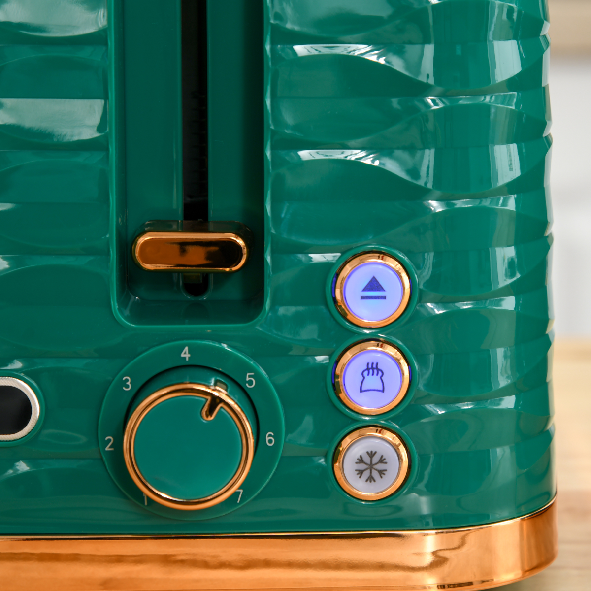 cortex-london-windsor-green-kettle-and-four-slice-toaster-set